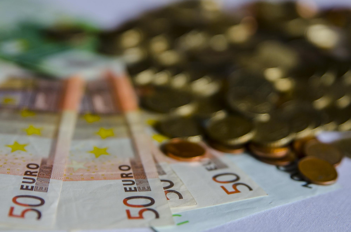 Arxiu - Monedes, moneda, bitllet, bitllets, euro, euros, capital, efectiu, metàl·lic, riquesa