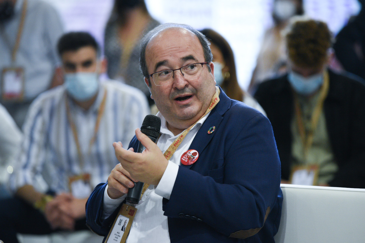 El ministro de Cultura y Deporte, Miquel Iceta, en el encuentro ‘Entre Socialistas’ en el 40 Congreso Federal del PSOE.