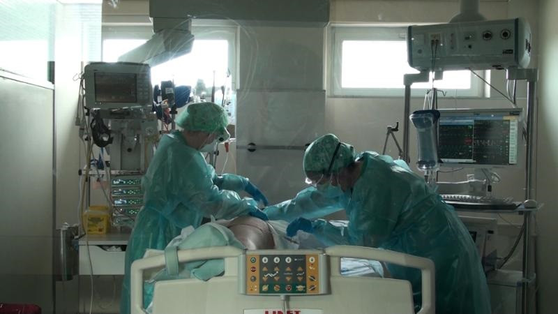 Arxiu - Zona UCI Hospital San Pedro a Logronyo