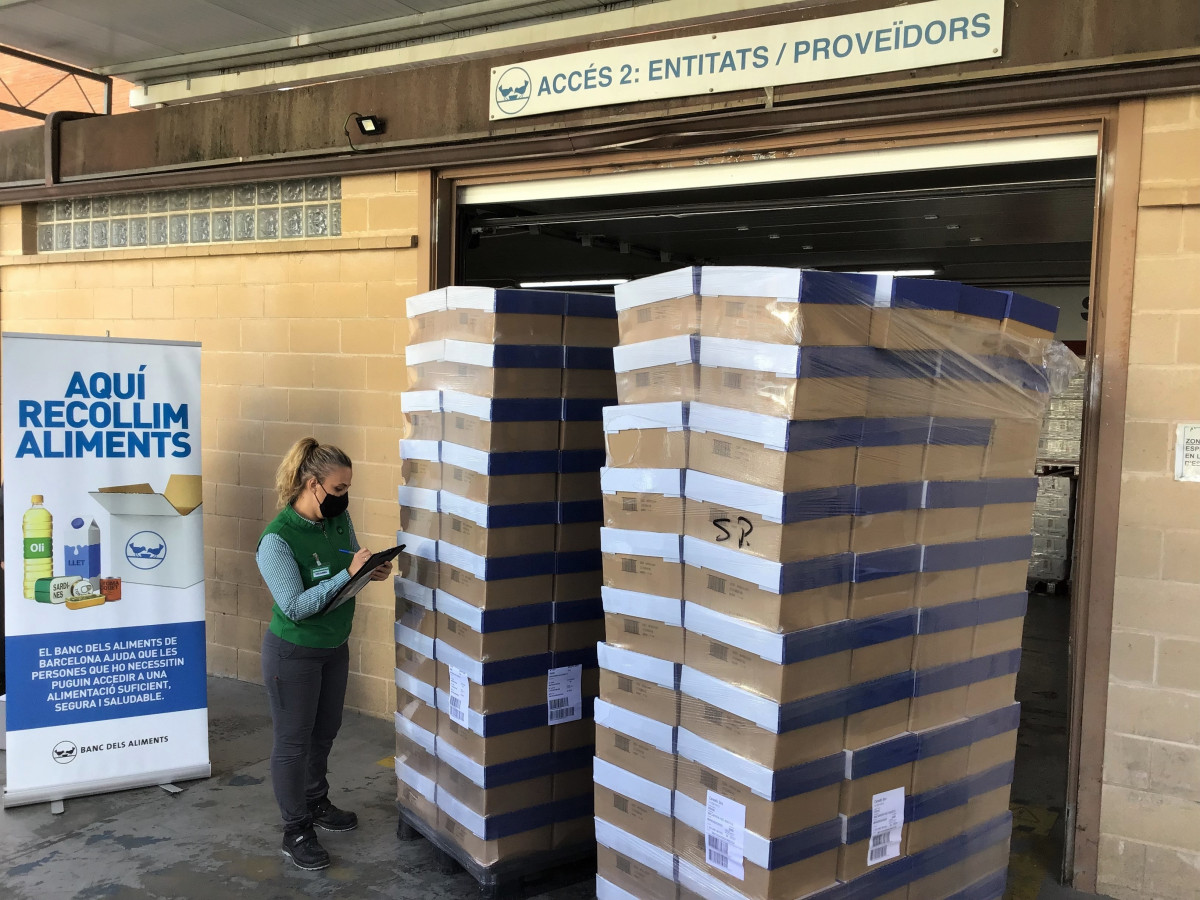 Mercadona entrega 68.700 paquetes de macarrones al Banc d'Aliments de Barcelona