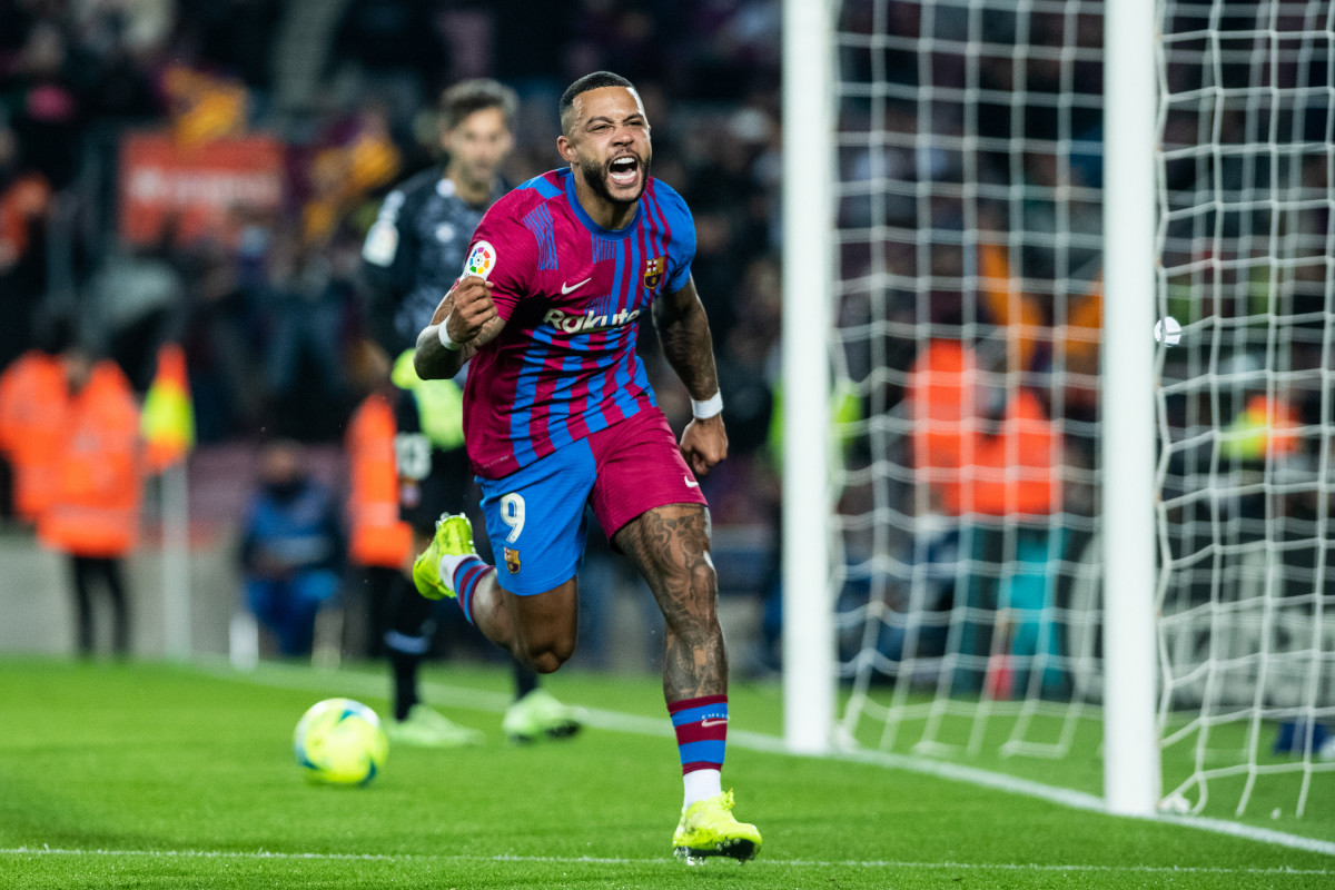 Memphis Depay celebra el gol del Barça