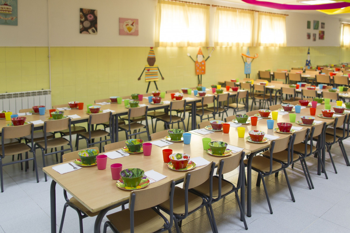 Arxiu - Col·legi, escola, primària, infantil, nen, nena, nens, menjador escolar