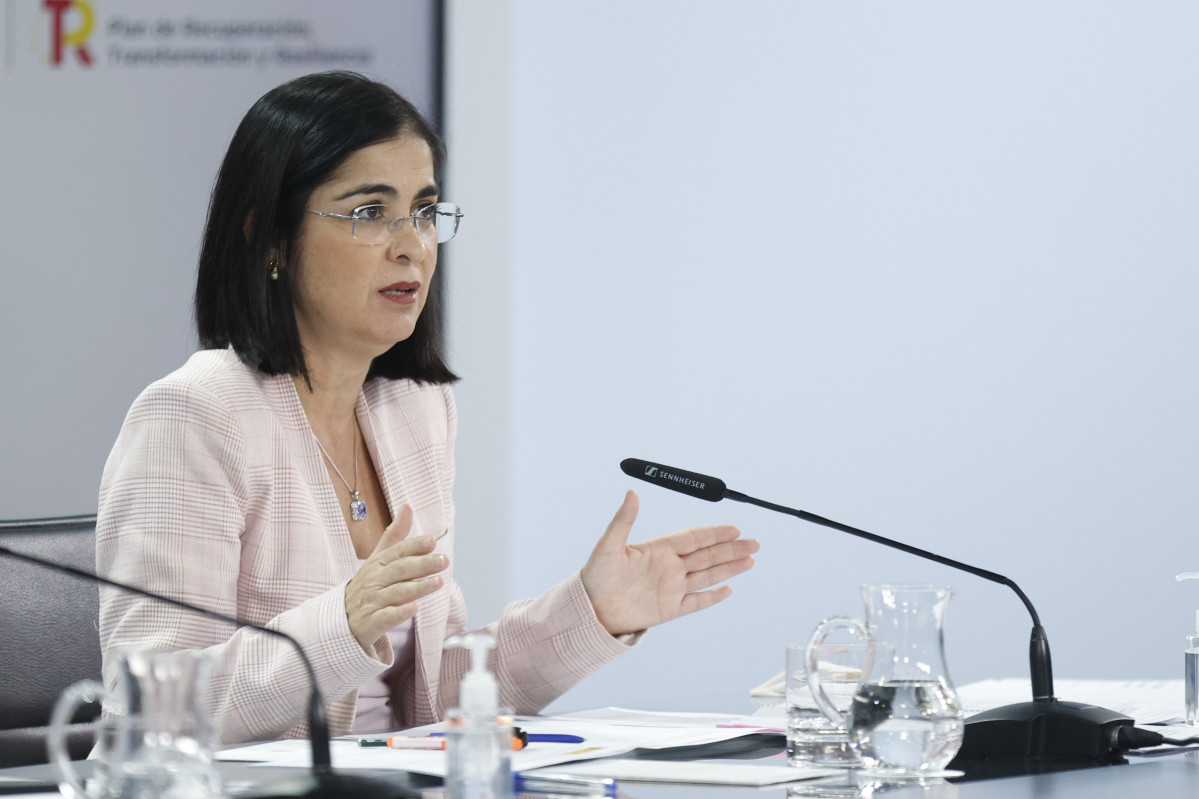 La ministra de Sanitat, Carolina Darias, en una roda de premsa posterior al Consell de Ministres, al Complex de la Moncloa, el 3 de desembre de 2021, a Madrid (Espanya). Durant el Consell de Ministres s'ha aprovat l'Estratègia de Salut Mental del