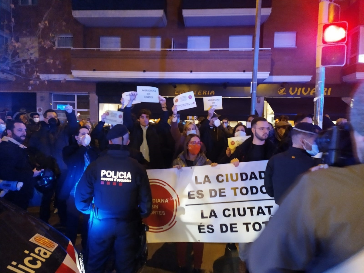 EuropaPress 4176935 gairebé centenar persones concentren contra talls avinguda meridiana barcelona