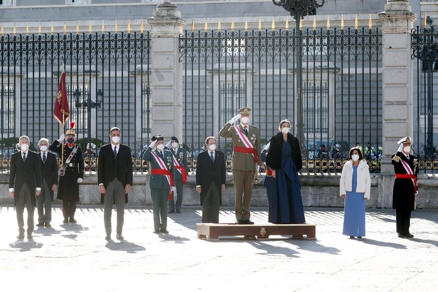 EuropaPress 4179181 rei honora memòria víctimes eta famílies celebració pasqua militar palau