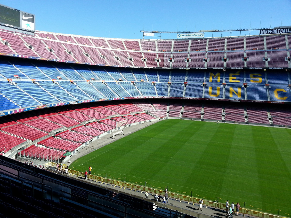 Football stadium g014045476 1920