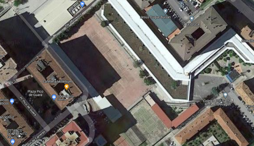 Vista aèria de les instal·lacions del col·legi santa rosa de huesca