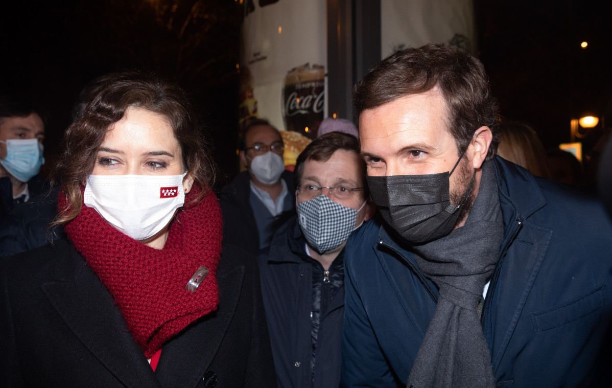 La presidenta de la Comunitat de Madrid, Isabel Díaz Ayuso, i el líder del PP, Pablo Casado.