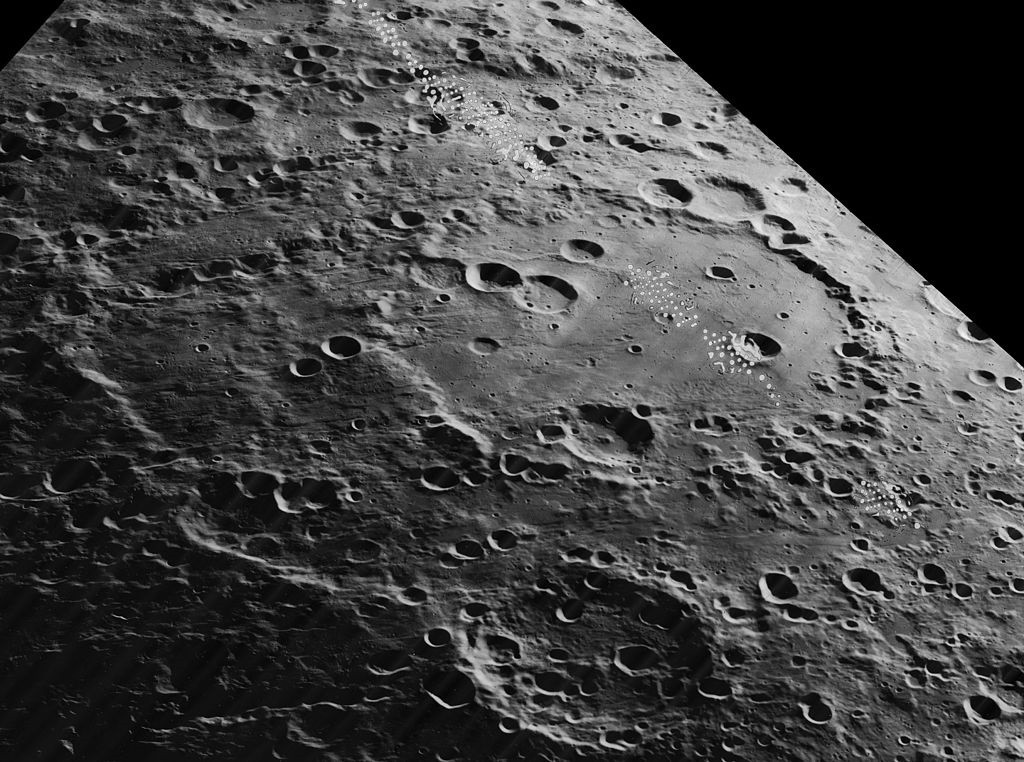 Imatge del cràter Hertzsprung presa pel Lunar Orbiter 5