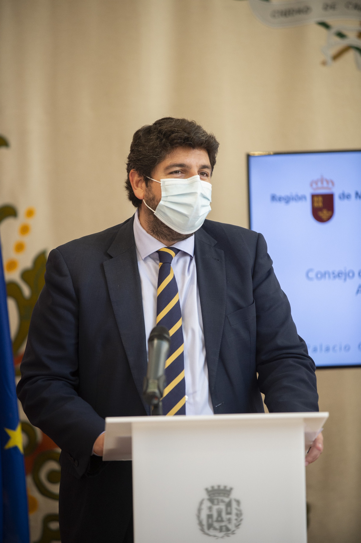 Arxiu - El president del Govern regional, Fernando López Miras, a la roda de premsa després del Consell de Govern