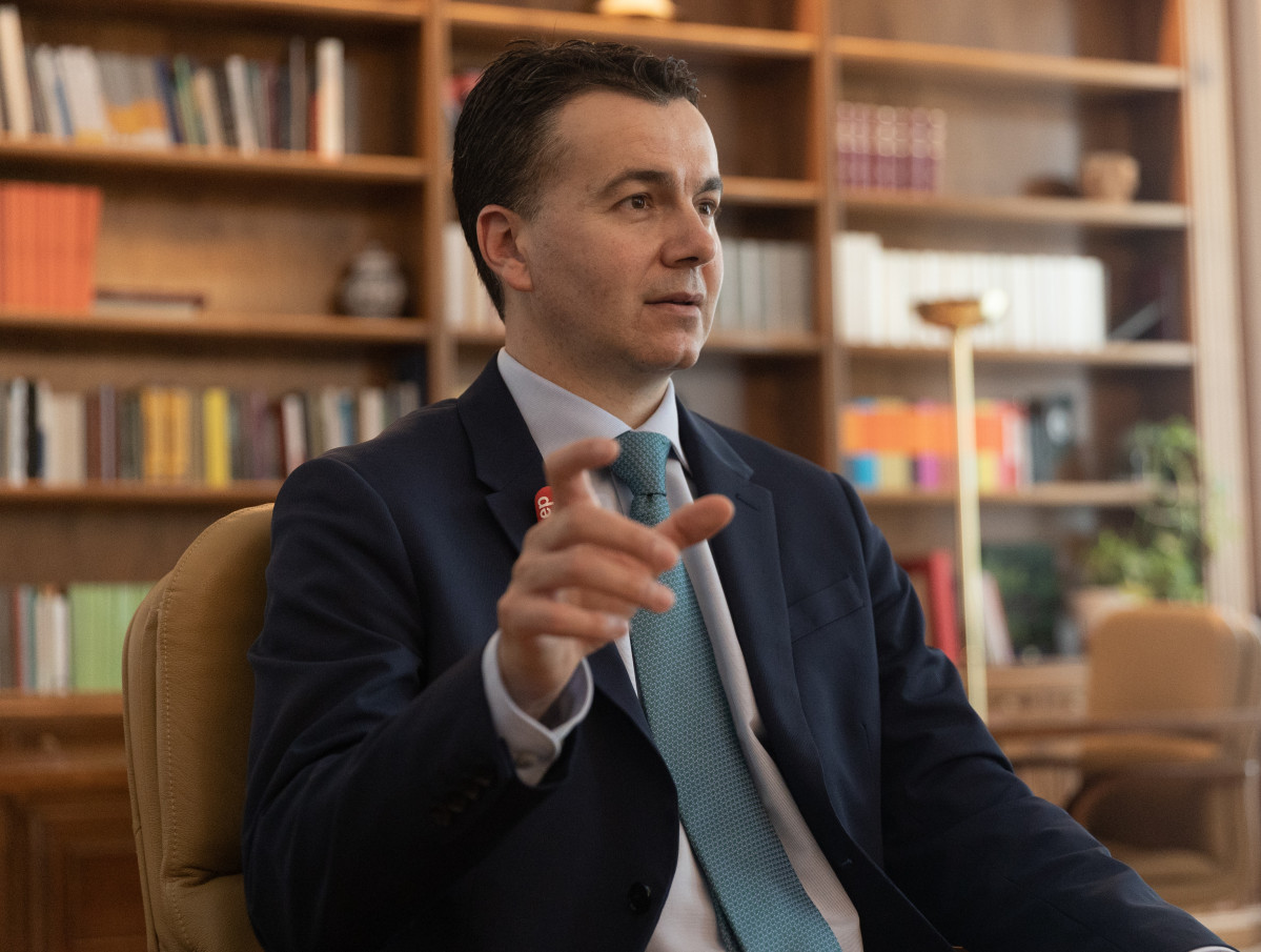 El portavoz del PSOE en el Congreso, Héctor Gómez, durante una entrevista para Europa Press