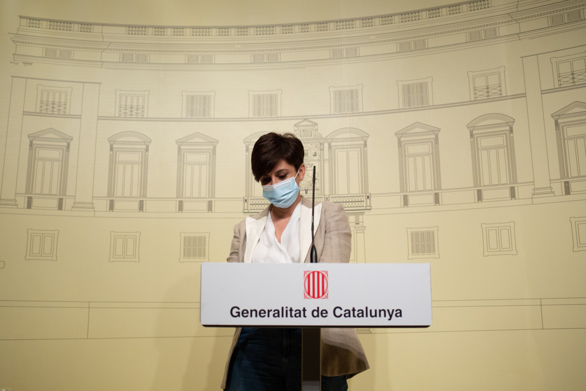 La ministra Portaveu i de Política Territorial, Isabel Rodríguez, en una roda de premsa posterior a una reunió al Palau de la Generalitat, el 18 de febrer del 2022, a Barcelona, Catalunya (Espanya). Aquesta és la segona trobada d'aquest organisme des de