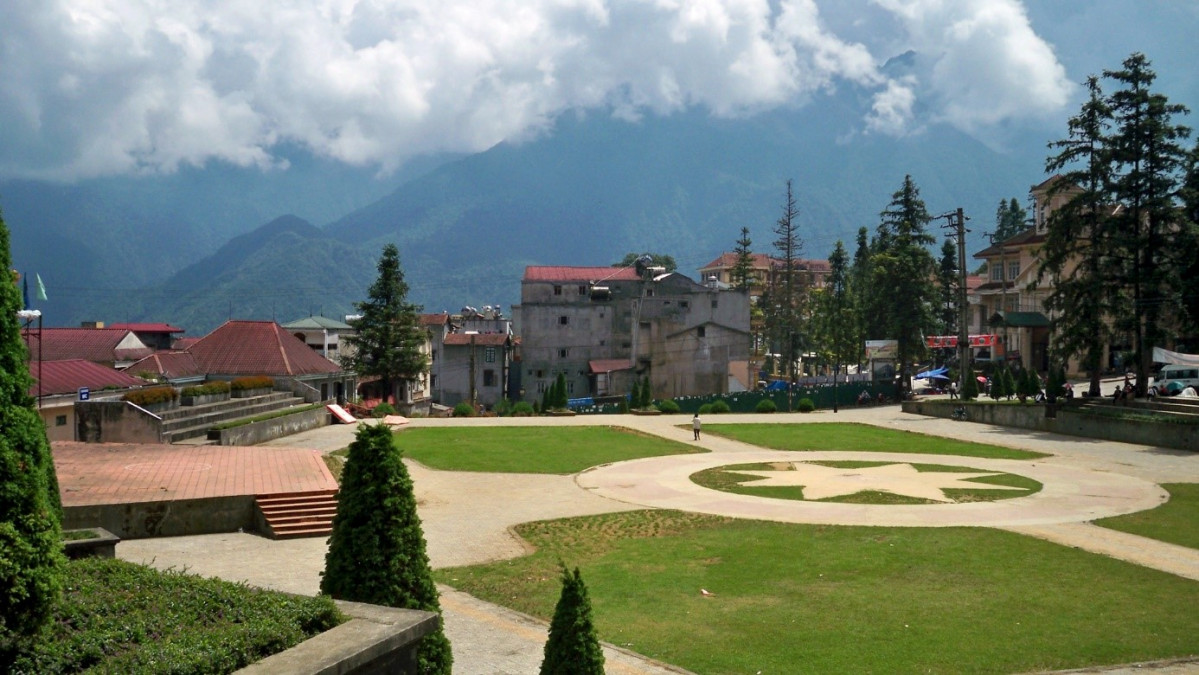 4. Sapa plaça