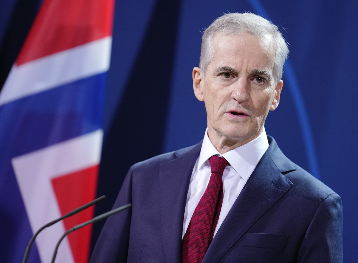 EuropaPress 4288686 19 january 2022 berlin norwegian prime ministre jonas gahr store speaks
