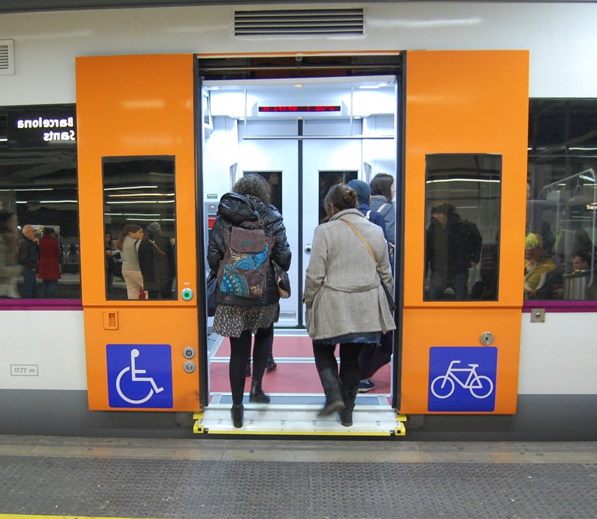 Arxiu - Un tren de Renfe