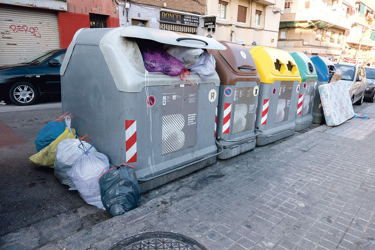 Contenidors d'escombraries