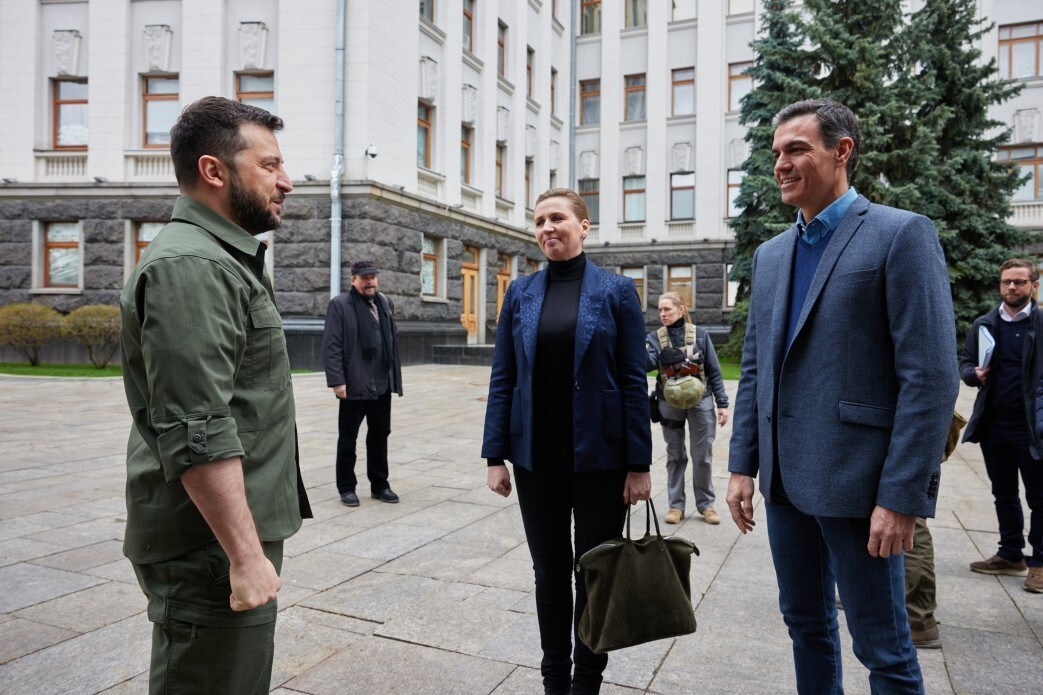 EuropaPress 4396732 i d president ucraïna volodimir zelenski primera ministra dinamarca mette