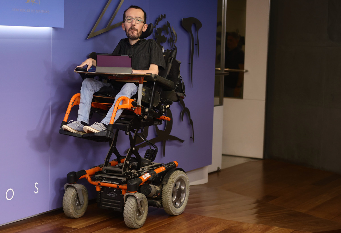 EuropaPress 4440890 portaveu unides podem congrés pau echenique arribada roda premsa