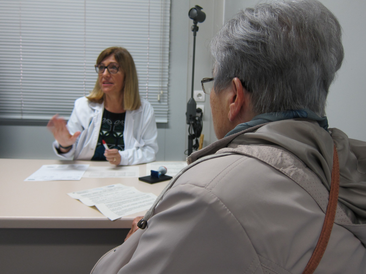 EuropaPress 1287751 ambulatori mèdic atenció primària cap consulta anciana