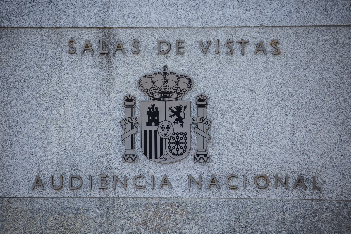 Arxiu - Entrada a l'Audiència Nacional en el moment en què dos membres de l'ens públic ICM han estat testimonis sobre el suposat finançament il·legal del PP madrileny a 'Púnica', el 7 d'octubre del 2021, a Madrid, (Espanya). La Fiscalia Anticorrupci