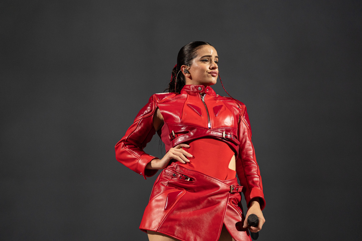 La cantant Rosalía actua dins de la seva gira 'Motomami Tour' al Palau Sant Jordi