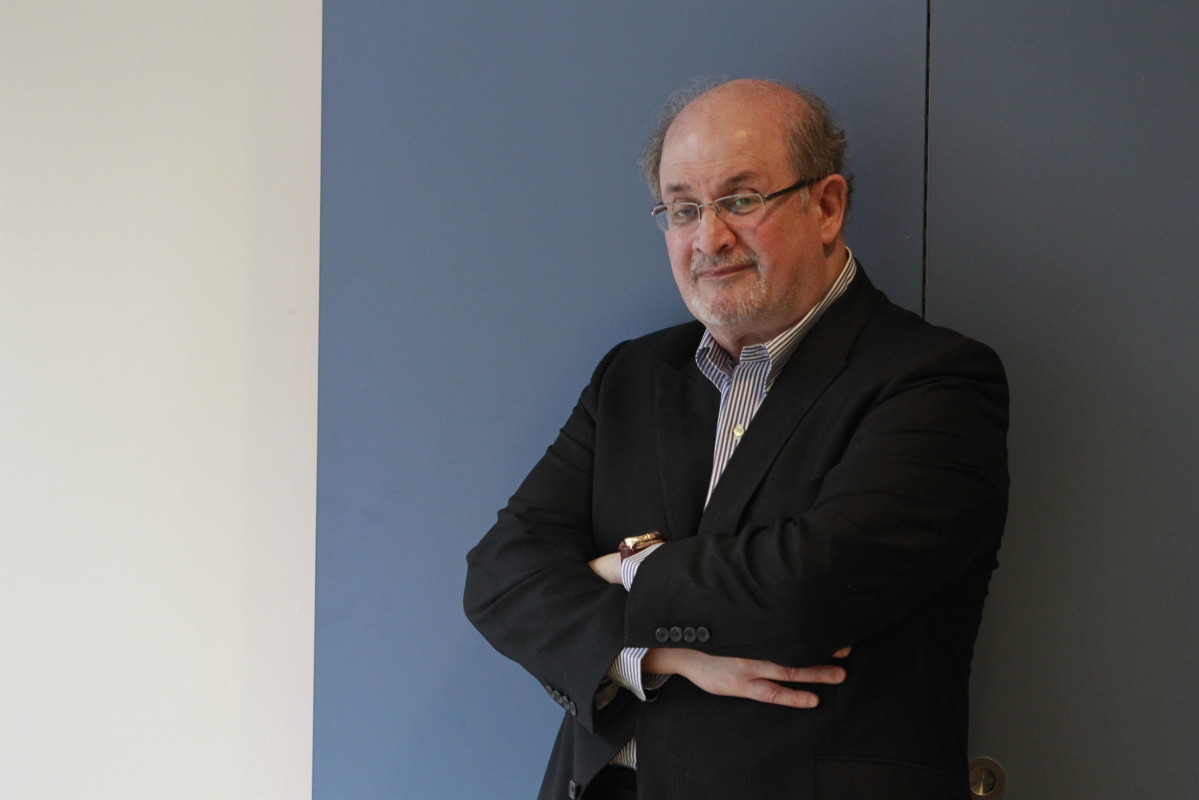 EuropaPress 4624954 photocall escriptor salman rushdie motiu publicacio dos anys vuit mesos