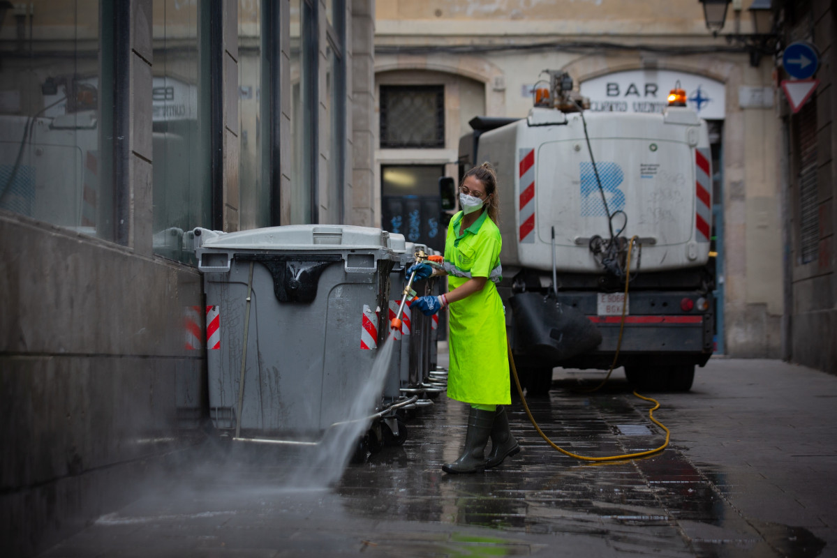 EuropaPress 3982674 ajuntament barcelona reforçat servei neteja manteniment verd 200