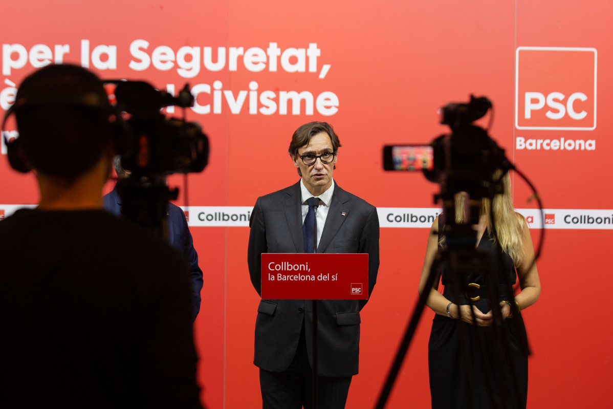 Arxiu - El líder del Partit Socialista de Catalunya (PSC) Salvador Illa, compareix després d'una conversa mantinguda per membres del PSC a la seu del partit, el 15 de juliol de 2022, a Barcelona, Catalunya (Espanya).