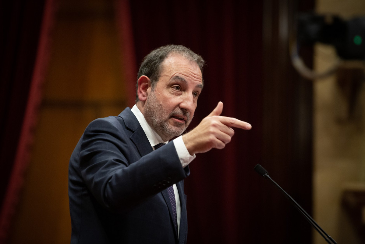 Arxiu - Espadaler durant un ple del Parlament
