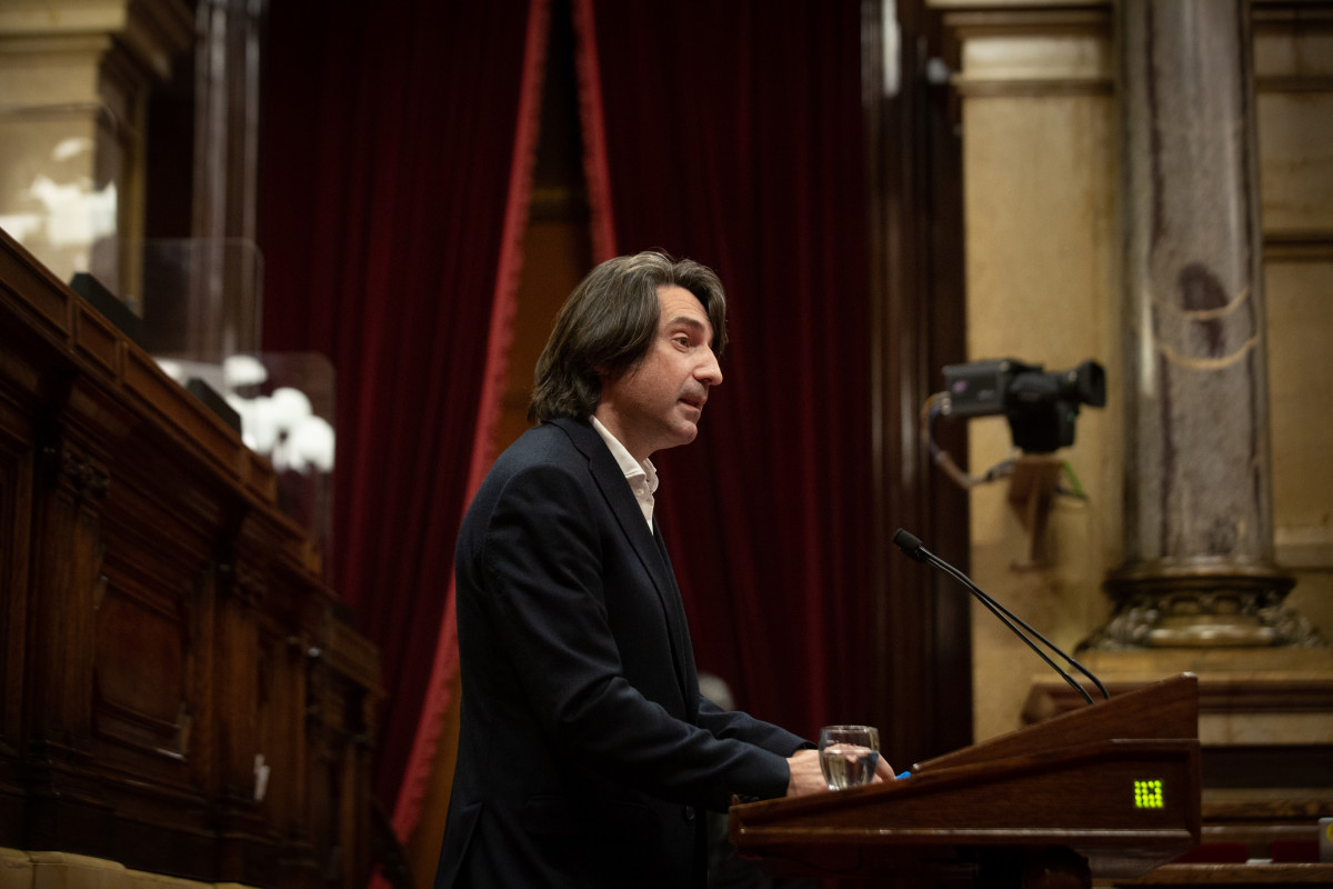 Arxiu - El diputat de Junts Francesc de Dalmases en una imatge d'arxiu al ple del Parlament.