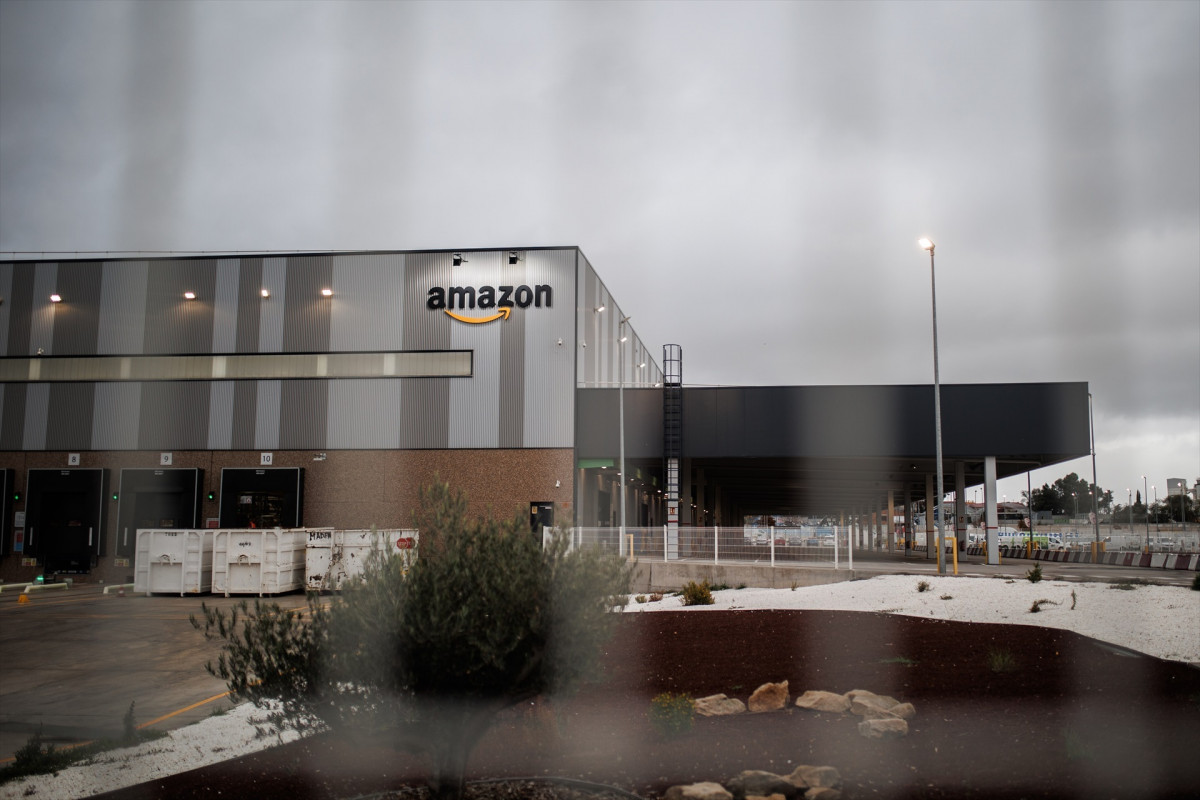 EuropaPress 4812589 vista general centre logístic amazon 15 novembre 2022 madrid espana
