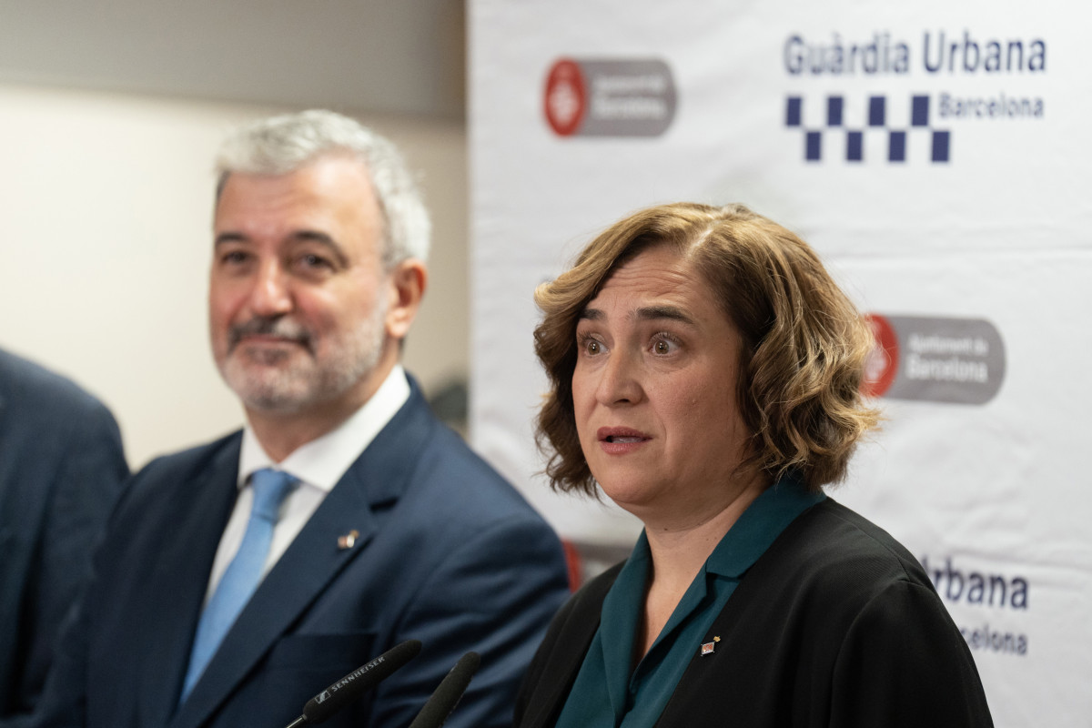 Arxiu - L'alcaldessa de Barcelona, Ada Colau, intervé durant una visita a la nova comissaria de la Guàrdia Urbana a Ciutat Vella, el 8 de novembre de 2022, a Barcelona, Catalunya (Espanya).