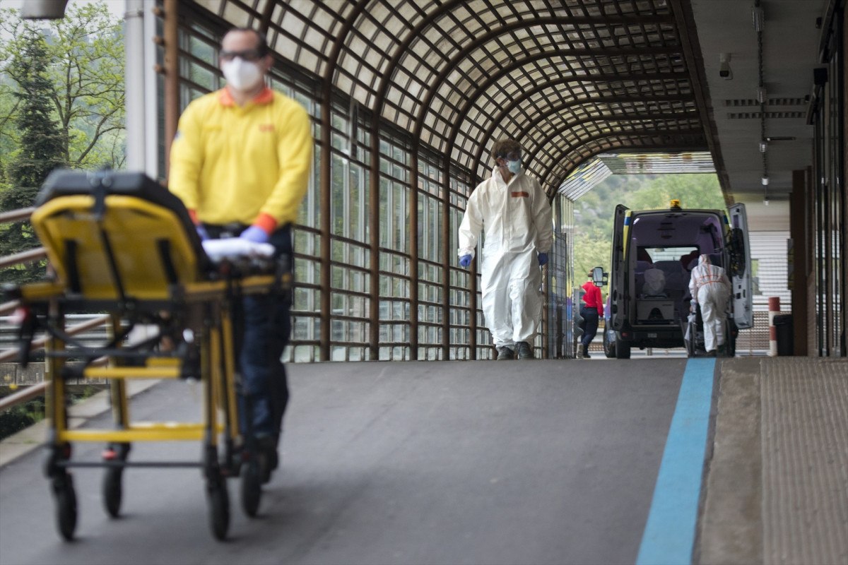 EuropaPress 2839078 treballadors sanitaris entrada urgències hospital universitari doctor