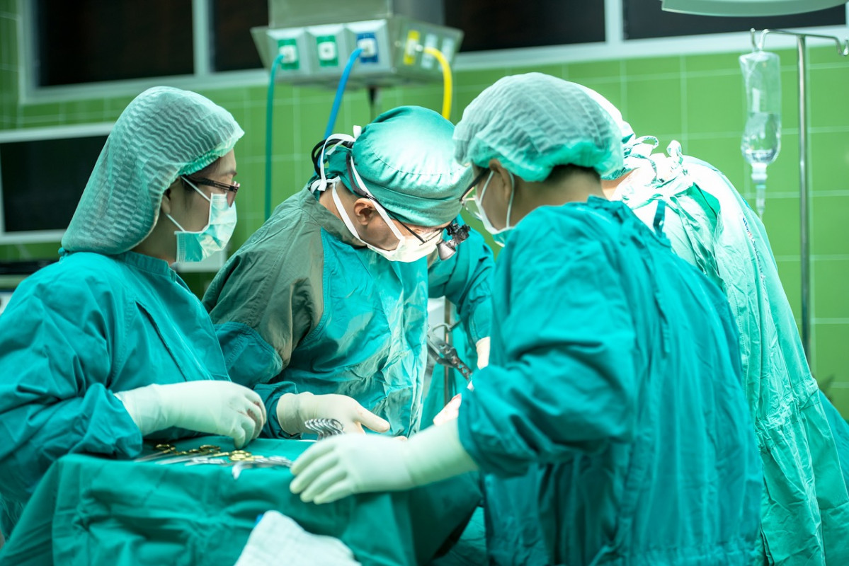 Surgery g70d9f0953 1280