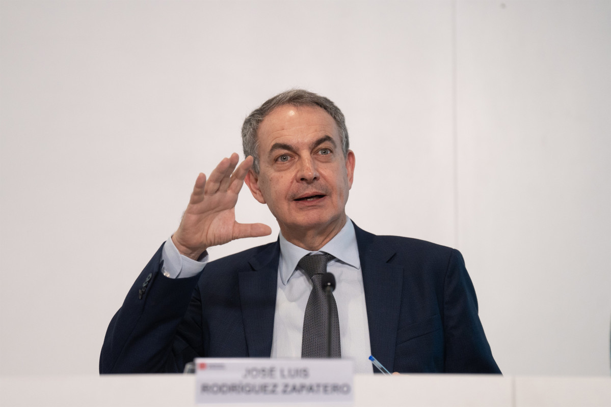 L'expresident del Govern i president de l'Associació Fòrum de la Contractació Socialment Responsable, José Luis Zapatero, durant la conferència 'Present i futur de la contractació socialment responsable'.