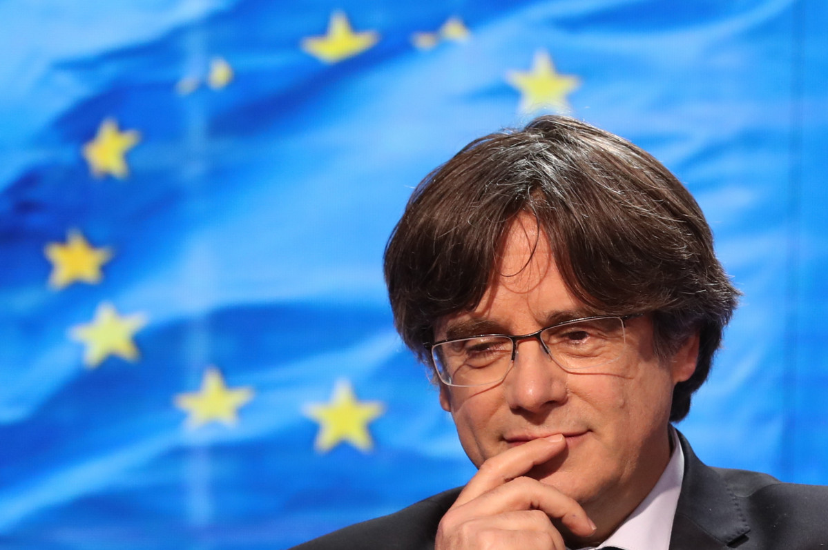 Arxiu - L'expresident de la Generalitat de Catalunya Carles Puigdemont durant la sessió plenària al Parlament Europeu en què l'Eurocambra ha suspès la seva immunitat, a Brussel·les (Bèlgica), el 9 de març de 2021.