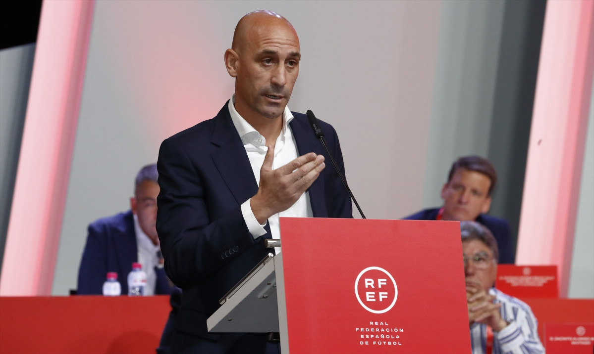 EuropaPress 5397203 president real federacio espanola futbol rfef luis rubiales ofereix roda
