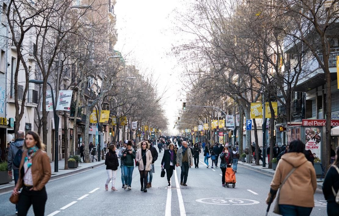 El tall de trànsit es fa a Creu Coberta entre la plaça Espanya i el carrer Munné, ia Gran de Gràcia el carrer Nil Fabra i la plaça Nicolás Salmerón.