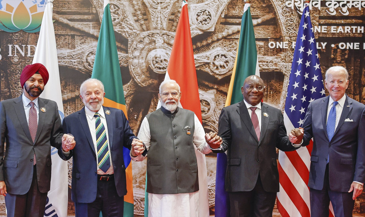 EuropaPress 5428879 september 2023 new delhi índia standing from left world bank president ajay