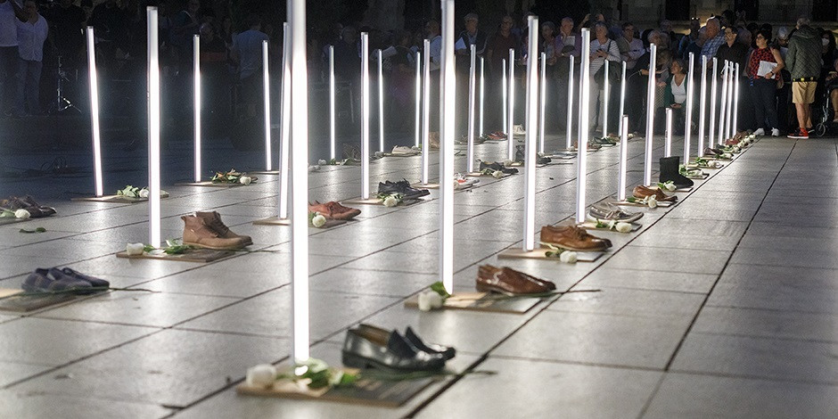 EuropaPress 5532065 acte recordo persones llar mortes