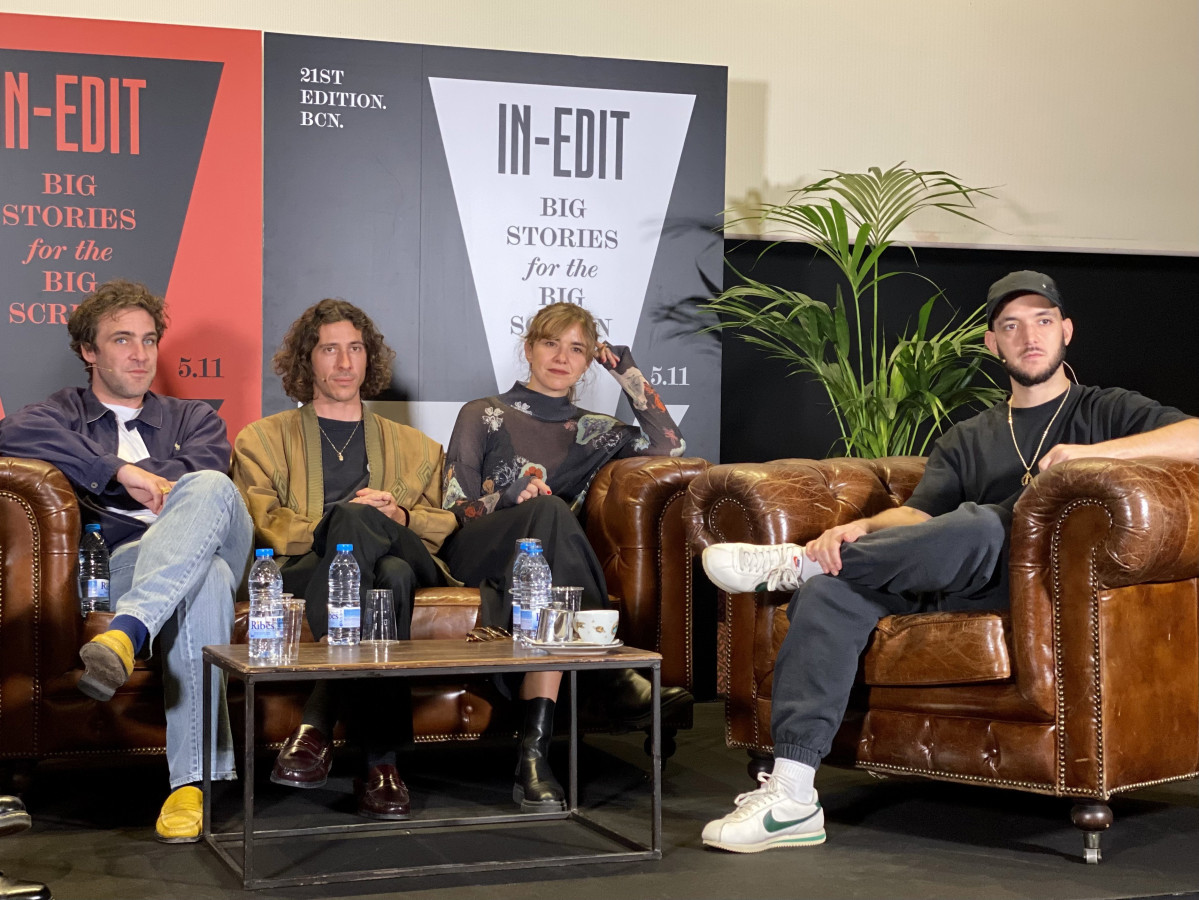 El cantant i compositor C.Tangana presenta el documental 'Aquesta ambició desmesurada' amb els Santos Bacana, Cris Trenas i Rogelio González a Barcelona