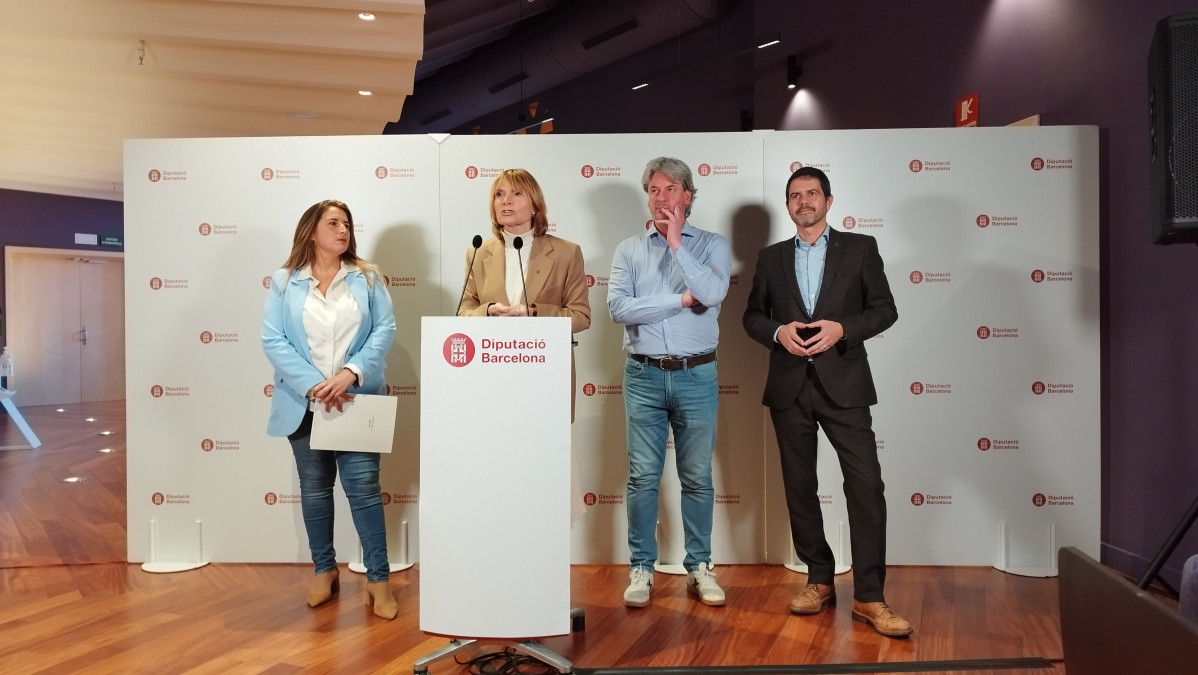 EuropaPress 5612102 presidenta diputacio barcelona lluisa moret junt vicepresidents candela
