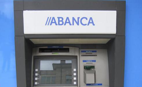 Abanca cita els sindicats per iniciar un expedient de modificació substancial de les condicions de treball