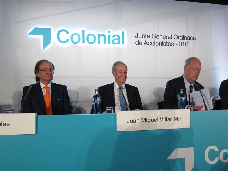 colonial