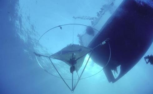 Una expedició internacional d'elaborar mapes acústics dels oceans