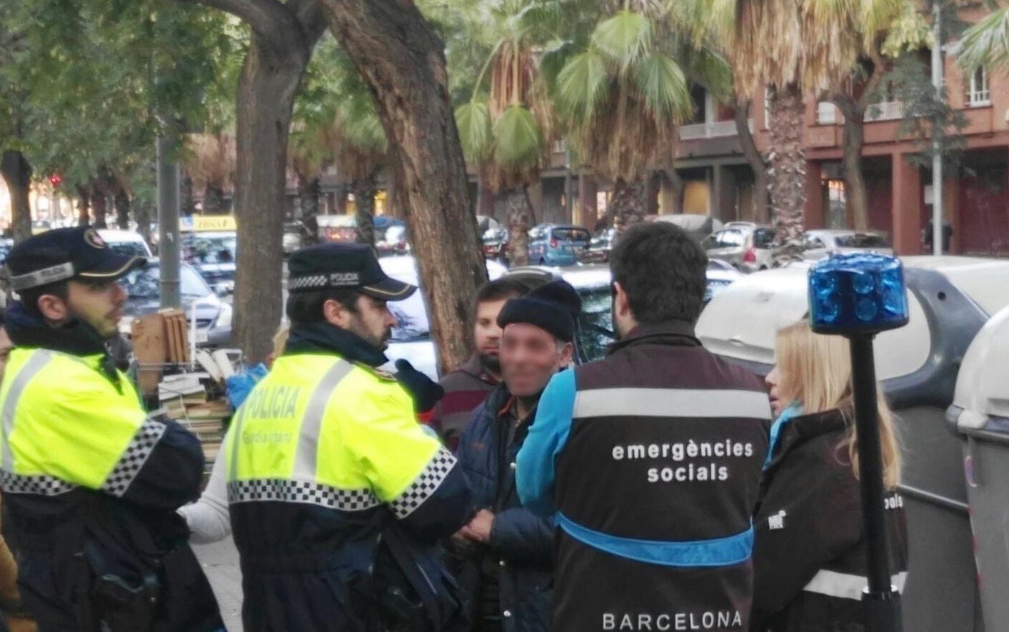 sense sostre humiliat